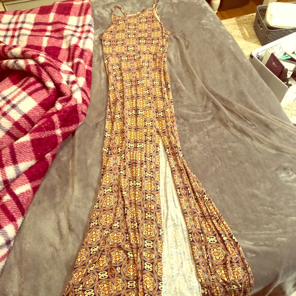 Sleeveless Maxi Dress